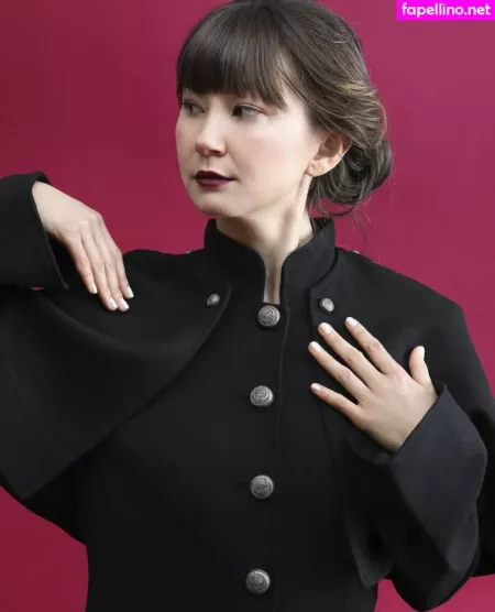 Kimiko Glenn OnlyFans Thumbnail #Jr2nwiPZ0O