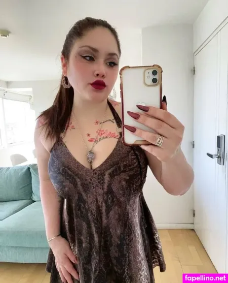 Kimikolee OnlyFans Thumbnail #xrBrhzBGrc