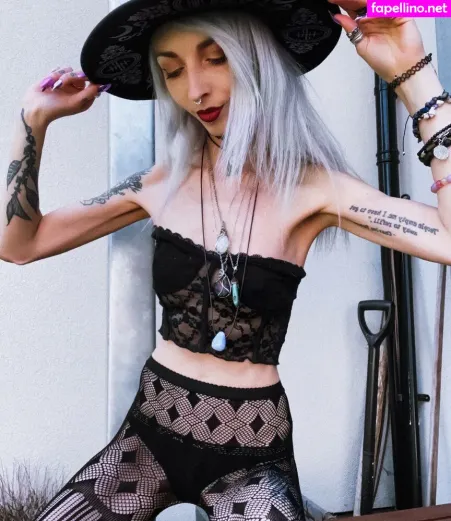 Kimiperi OnlyFans Thumbnail #W0ZwAtQAlN