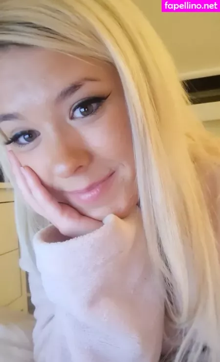 Kimjade999 OnlyFans Thumbnail #0dxiQxDmnT