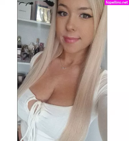 Kimjade999 OnlyFans Thumbnail #AbwDt1ebOG