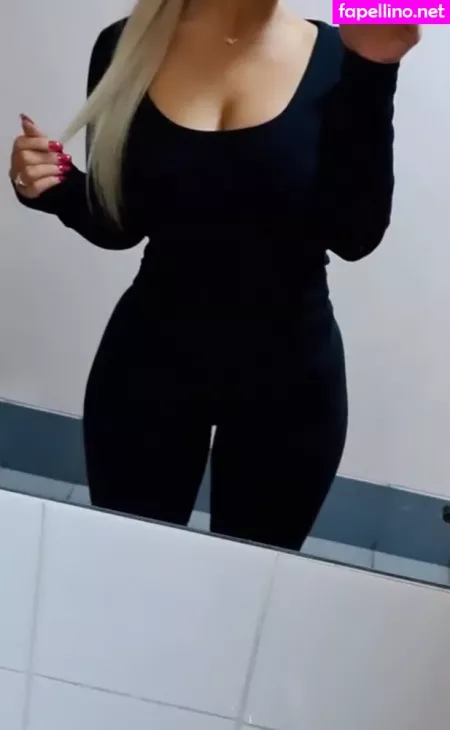 Kimjade999 OnlyFans Thumbnail #ojjvFiAuxX