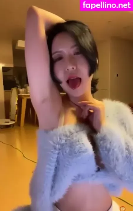 Kimjeewoo529 OnlyFans Thumbnail #UjsBBACXII
