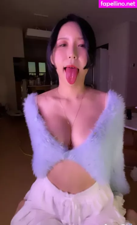 Kimjeewoo529 OnlyFans Thumbnail #lKkgfux3me