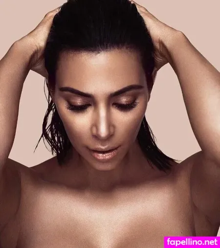 Kimkardashian Main Profile Photo