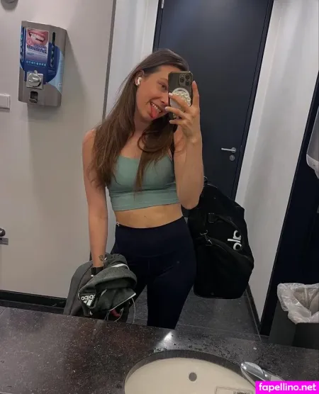 Kimkirschen OnlyFans Thumbnail #JNbcRAnqFf