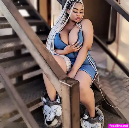 Kimmanana OnlyFans Thumbnail #JYcQX0HdZ8