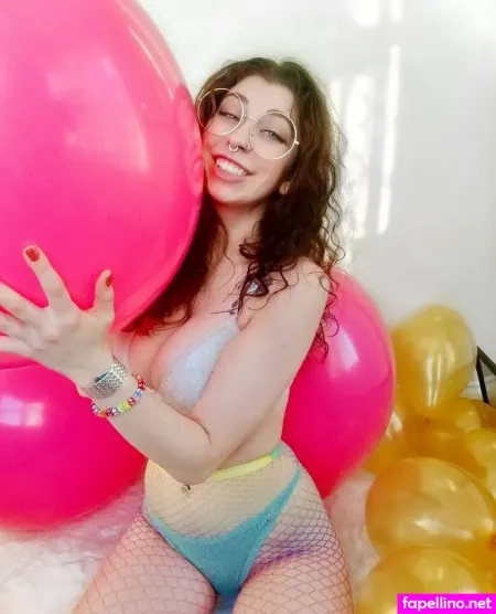 Kimmi Amp Vivi OnlyFans Thumbnail #JNvjPCgwGO