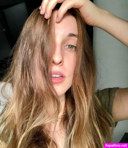 Kimmigneaultxox OnlyFans Thumbnail #5CEYKXosDK