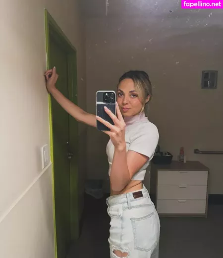 Kimmy Jimenez OnlyFans Thumbnail #E88tHSOgpi