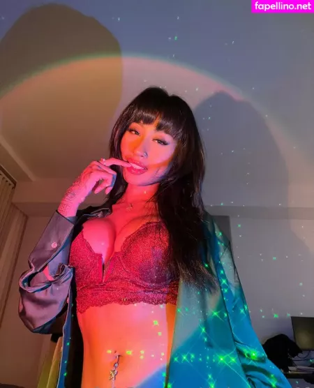 Kimmy Kums OnlyFans Thumbnail #ipgFXWKio1