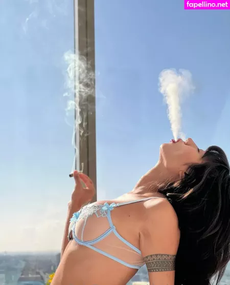 Kimmy Kums OnlyFans Thumbnail #tmeht3qDTV