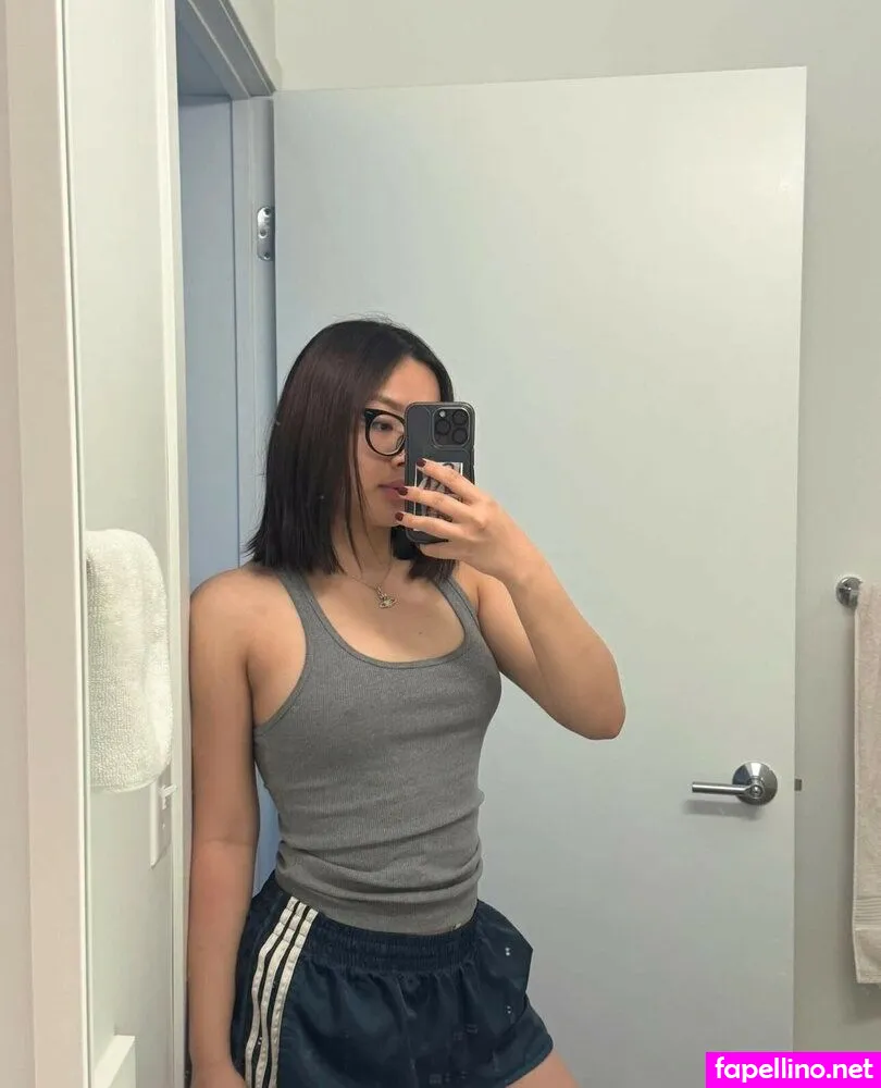 kimmyduyenn Nude Leaked OnlyFans Photo #0gcB1pl1vl
