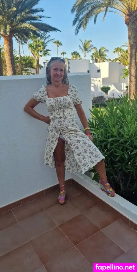 Kimmyreally OnlyFans Thumbnail #EM6V0ZsGyz