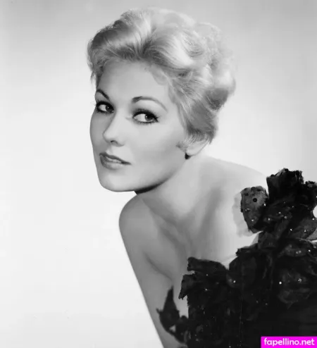 Kimnovak OnlyFans Thumbnail #zTwxrdmKab