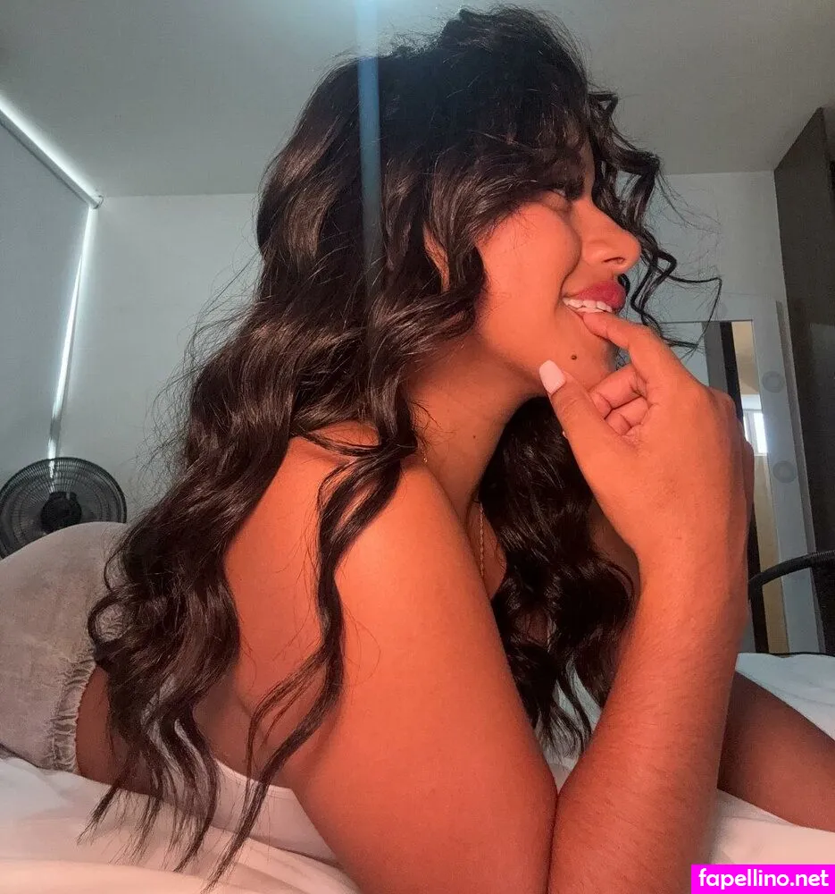 ErikaLondoo, erikalond21, erikavl Nude Leaked OnlyFans Photo #vfdOB2IsMN