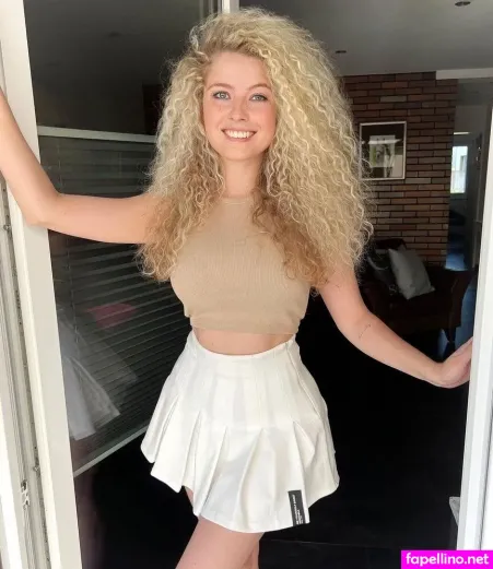 Kimsieeee OnlyFans Thumbnail #OKsNgVzmK3