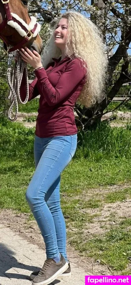 Kimsieeee OnlyFans Thumbnail #Zr4rzILXil