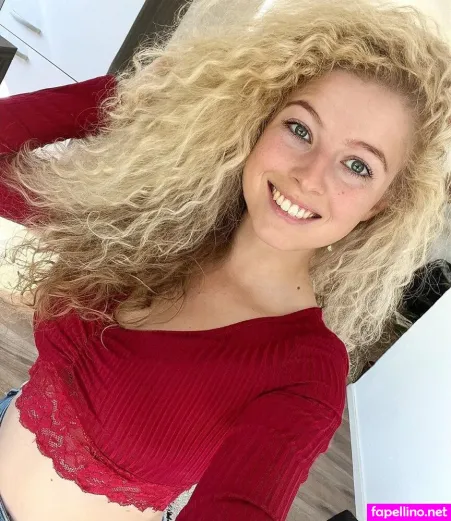 Kimsieeee OnlyFans Thumbnail #lgK31fwD4f