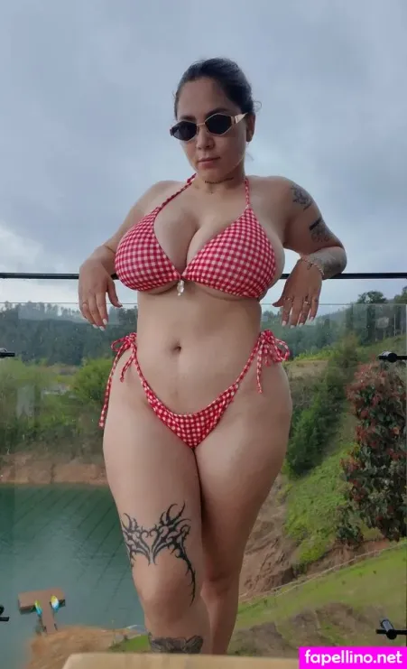 Kimvelezoficial1 OnlyFans Thumbnail #gQBJGyOf6A
