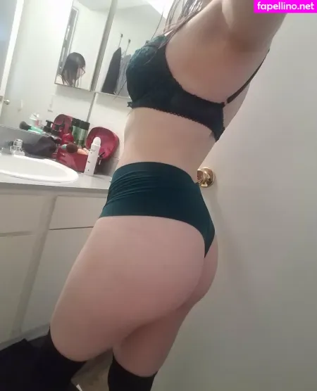 Kindlyfruitbat OnlyFans Thumbnail #SCvaZn5y6D