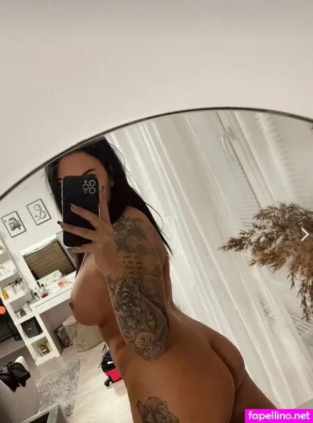 Kineia OnlyFans Thumbnail #JkPZcVveFS