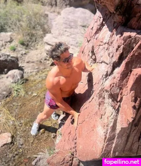 Kingjamessmit OnlyFans Thumbnail #2oRWK3gVk0