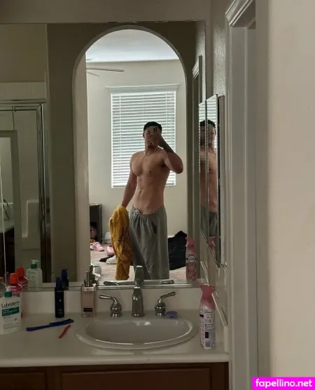 Kingketzi OnlyFans Thumbnail #BvQ4kuLYyK