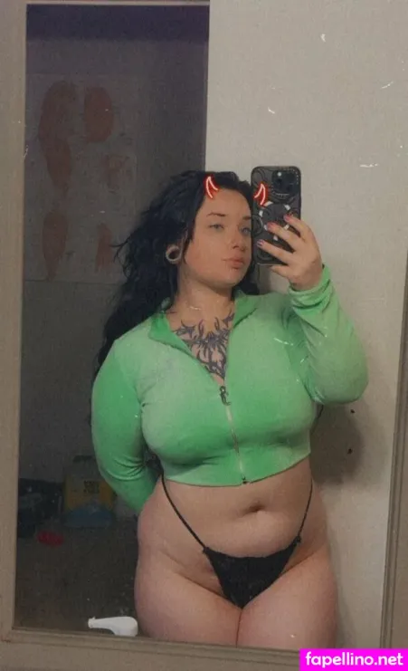 Kingkitten420 photo