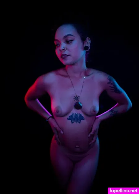 Kinglynese OnlyFans Thumbnail #4JRpLR9La5