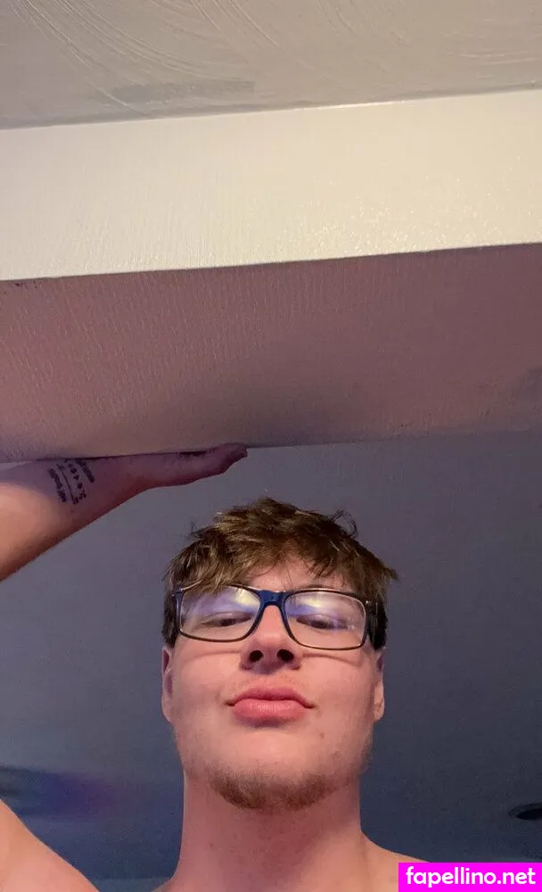 kingmoxu, kingmoxuofficial Nude Leaked OnlyFans Photo #PR4v4ELZUa