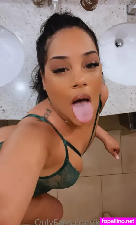 Kingreyna OnlyFans Thumbnail #uDVXnT5lPA