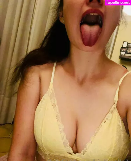 Kinky Ella1 OnlyFans Thumbnail #PYlG38X8xG