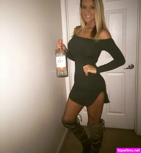 Kinky Kandi 1 OnlyFans Thumbnail #efpy7q7nei