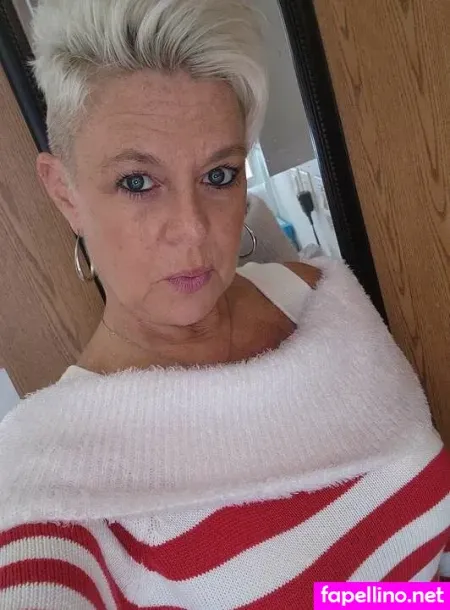 Kinky Kimber OnlyFans Thumbnail #Z9R7BcEjB8