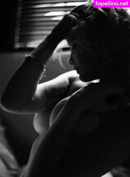 Kinky Kimmie OnlyFans Thumbnail #93aC0tcijQ