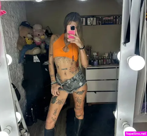 Kinky Sina OnlyFans Thumbnail #f0KEEUJq8B