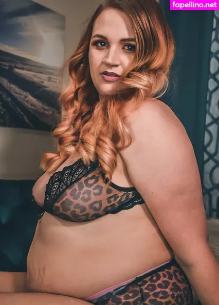 Kinkycurvykat OnlyFans Thumbnail #meOLo8RgHi