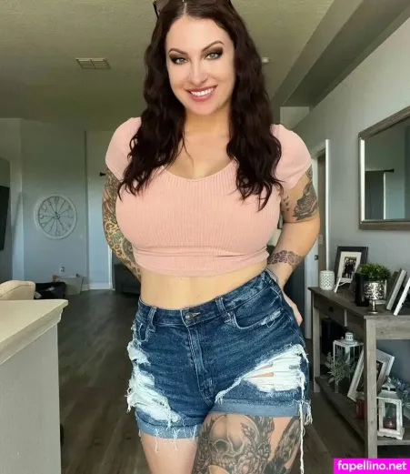 Kinkycurvykatie 1 Main Profile Photo