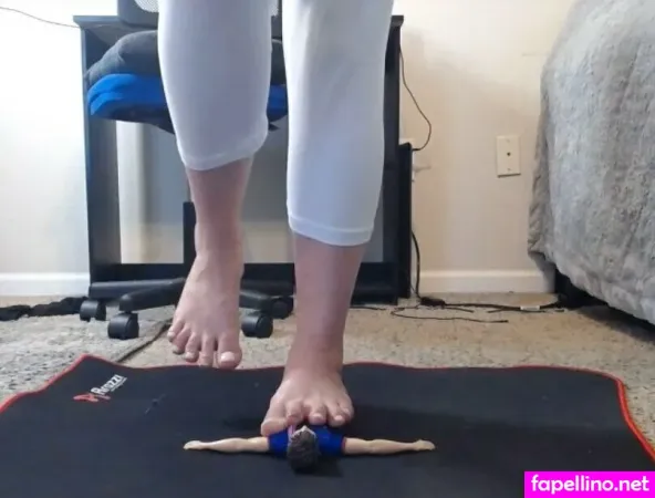 Kinkydomkitty91 OnlyFans Thumbnail #WgzxTwf4gu