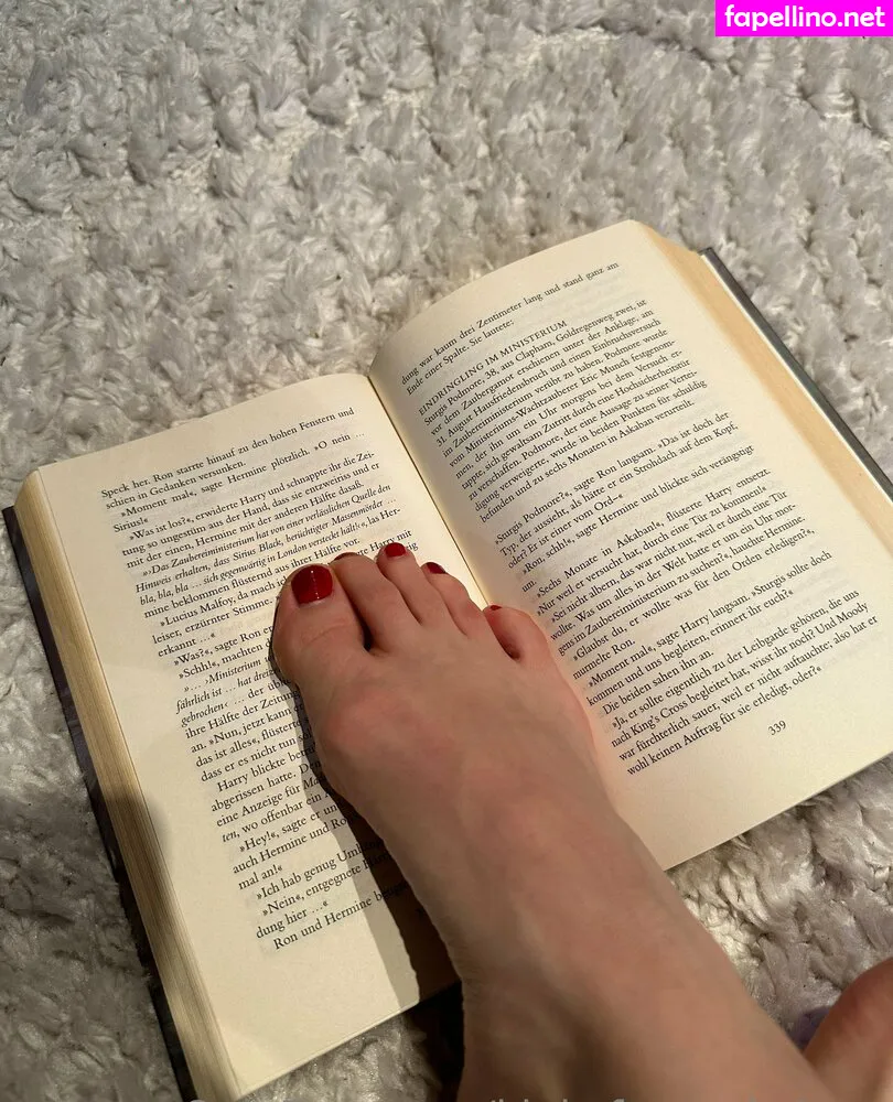 ifollowyoujust4yourtoes, kinkyfeetonly4you Nude Leaked OnlyFans Photo #1ZbATnnIJG