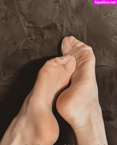 Kinkyfeetonly4you OnlyFans Thumbnail #1iPLPwv1vB