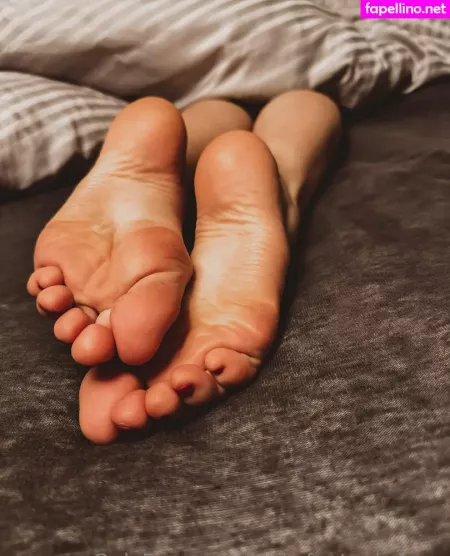 Kinkyfeetonly4you OnlyFans Thumbnail #MUGEyQ5aOu