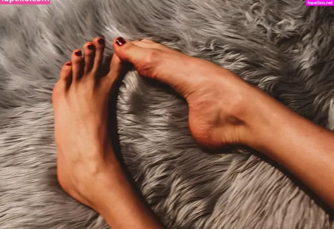 Kinkyfeetonly4you OnlyFans Thumbnail #i5A2trRvoa