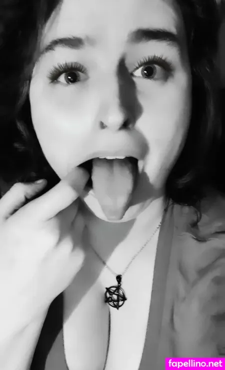 Kinkygamergirl OnlyFans Thumbnail #GIBf1p6Dao