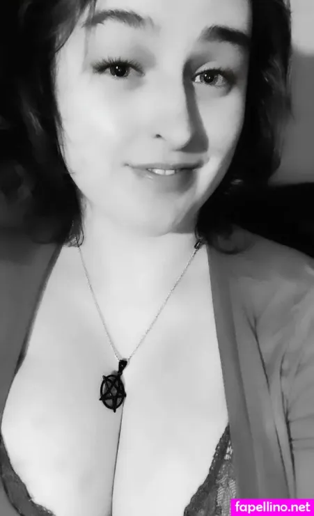 Kinkygamergirl OnlyFans Thumbnail #w5f7wOur7T