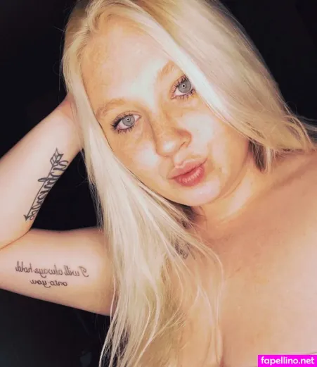 Kinkykinzie Main Profile Photo