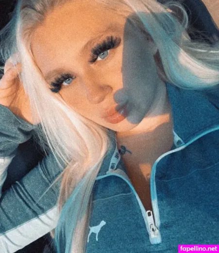 Kinkykinzie OnlyFans Thumbnail #Pv3XMVdB2T