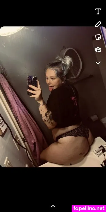 Kinkykinzieee OnlyFans Thumbnail #G8ClStp8TA