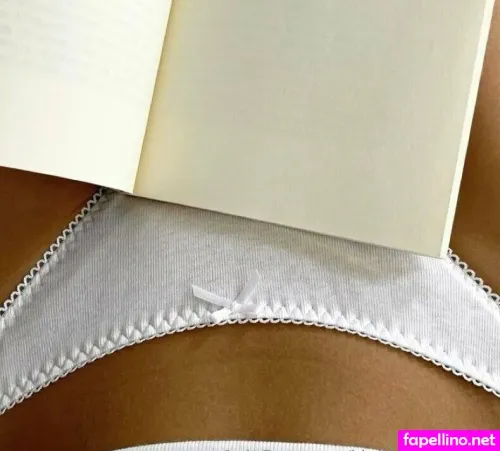 Kinkykittykisses OnlyFans Thumbnail #aRK7Sq9mrh